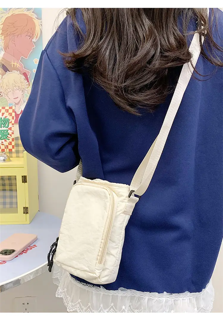 Black Cartoon Print Shoulder Bag for Girls — feature 15