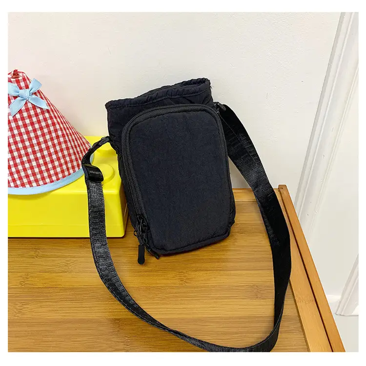 Black Cartoon Print Shoulder Bag for Girls — feature 21