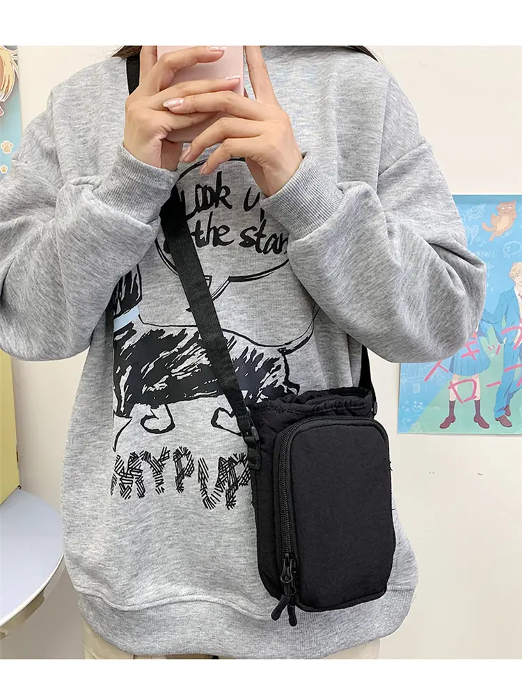 Black Cartoon Print Shoulder Bag for Girls — feature 8