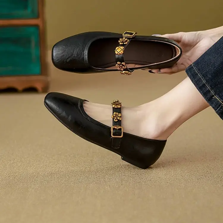 Shallow Mouth Flats Women's Small Leather Shoes 2025 Autum New Flats Bottom Buckle Small Leather Shoes Soft Sole Mary Jane Shoes - Image 4
