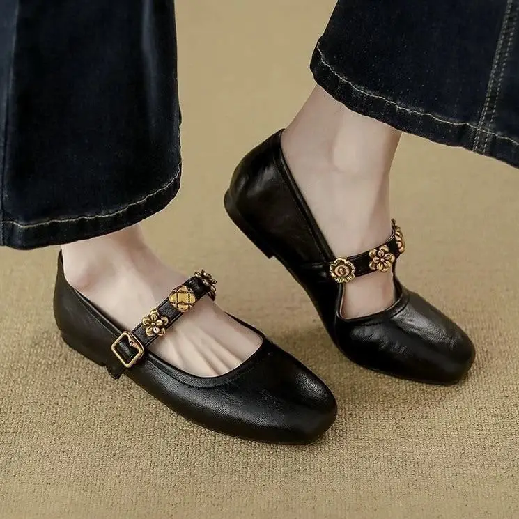 Shallow Mouth Flats Women's Small Leather Shoes 2025 Autum New Flats Bottom Buckle Small Leather Shoes Soft Sole Mary Jane Shoes — feature 6