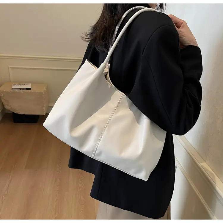 Black Leather Tote Bag Large Capacity Crossbody School Bag — feature 19