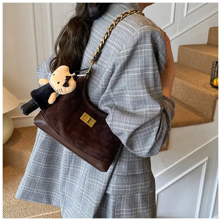 Retro Crossbody Bag for Women Brown Gold Chain 2025 — feature 16