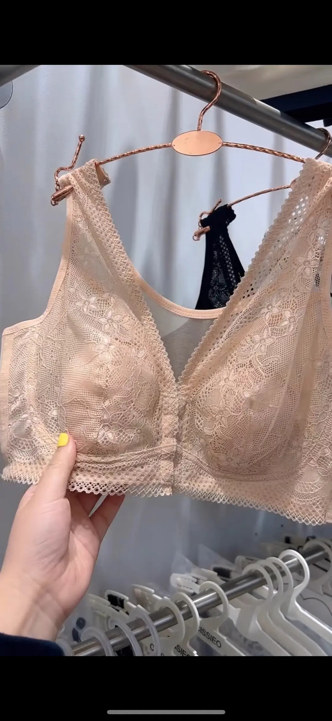 Front Button Large Size Back Mesh Thin Women's Bra Big Breasts Showing Small Breasts and Large Breasts Lace Women's Underwear — feature 5