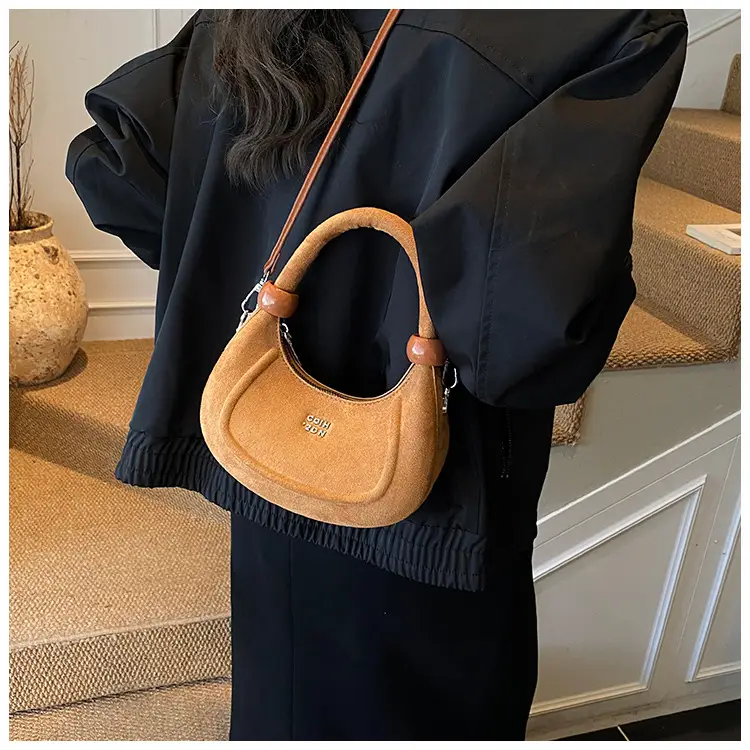 Women Handheld Underarm Bag Red 2025 New Autumn — feature 20