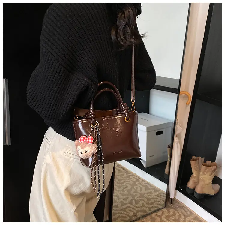 Women Satchel Bag Brown Leather Shoulder Crossbody 2025 — feature 14