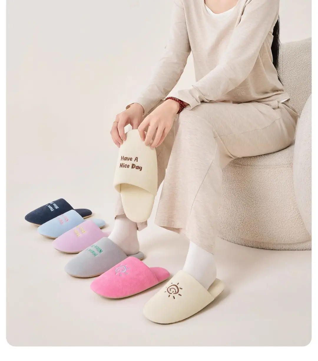 Home Cotton Slippers for Men in Autumn and Winter Indoor Embroidery Cute Sun Plush Warm Non-Slip Furry Slippers for Women Wholesale — feature 4