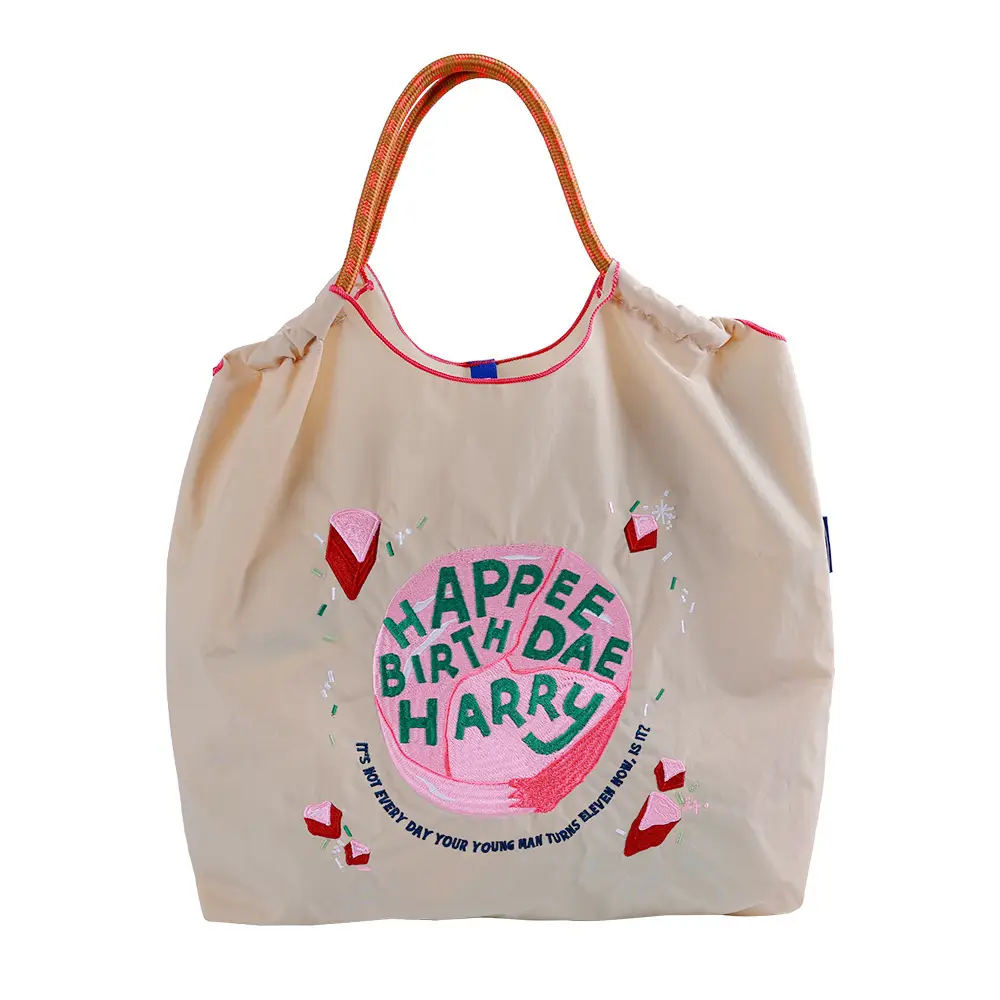 2025 Embroidered Eco-Friendly Tote Bags with Ballchain