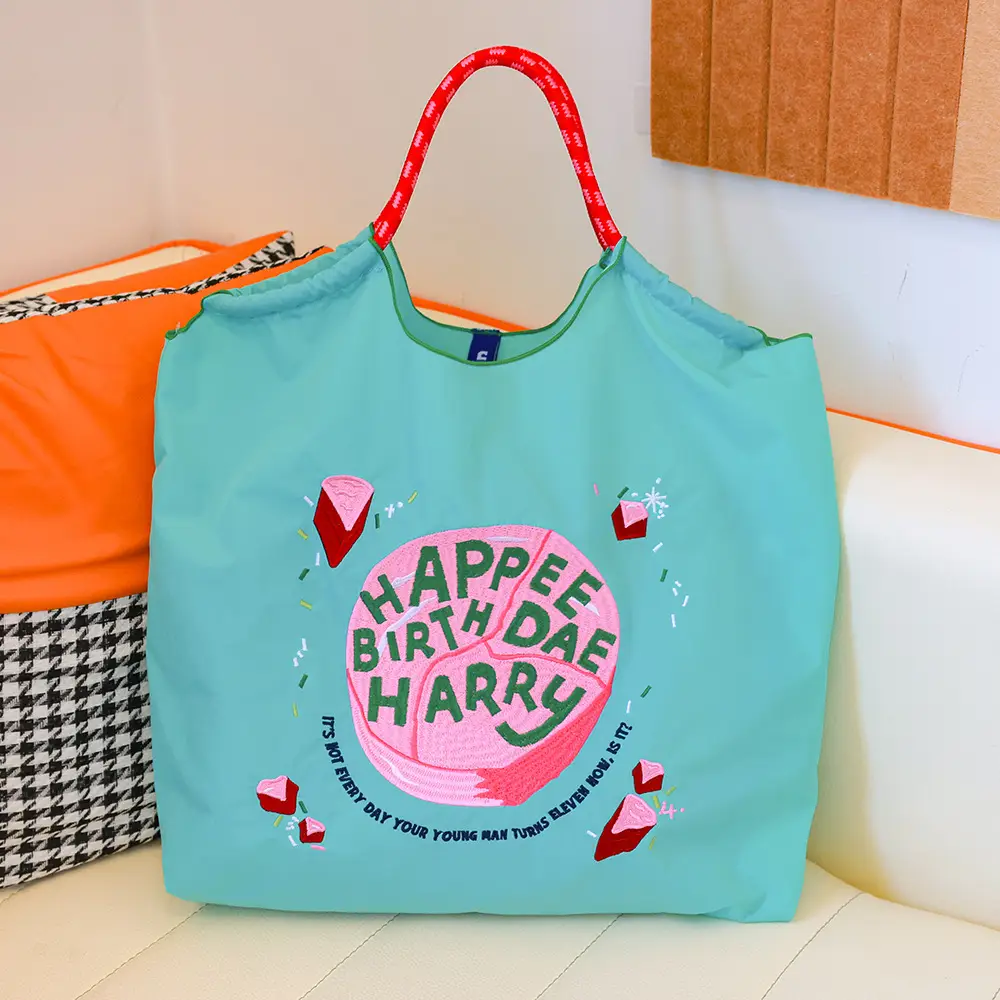 2025 Embroidered Eco-Friendly Tote Bags with Ballchain — feature 9
