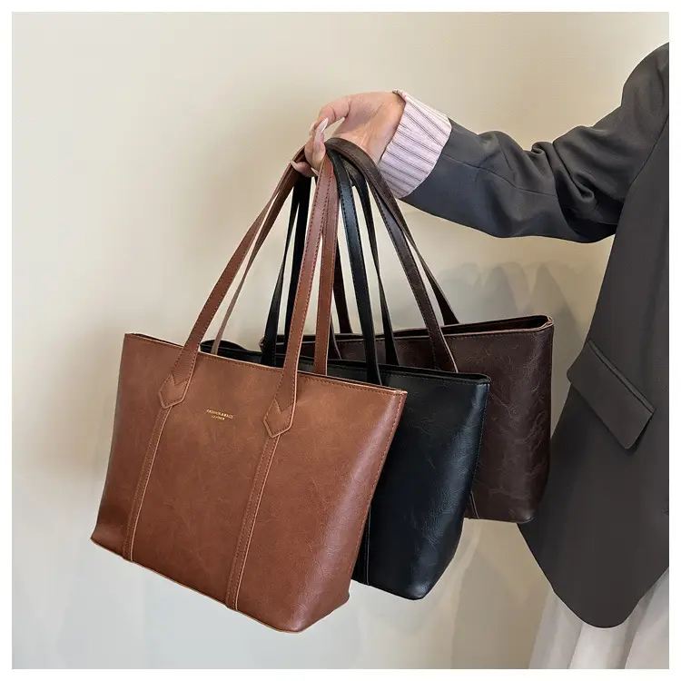 Women's Brown Leather Shoulder Bag 2025 New Autumn — feature 13