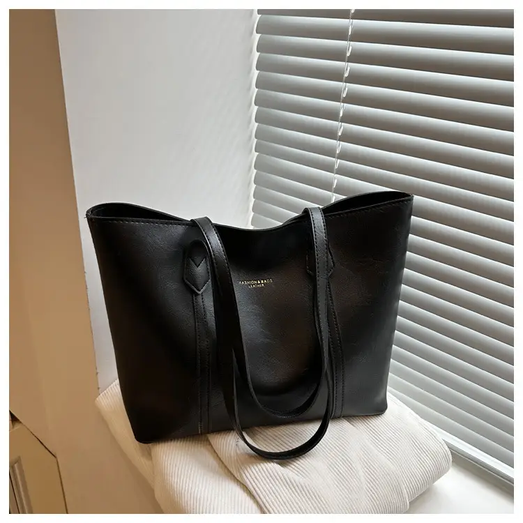 Women's Brown Leather Shoulder Bag 2025 New Autumn — feature 9