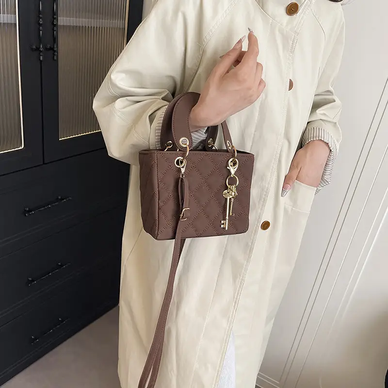Black Quilted Shoulder Crossbody Bag for Women - Image 14