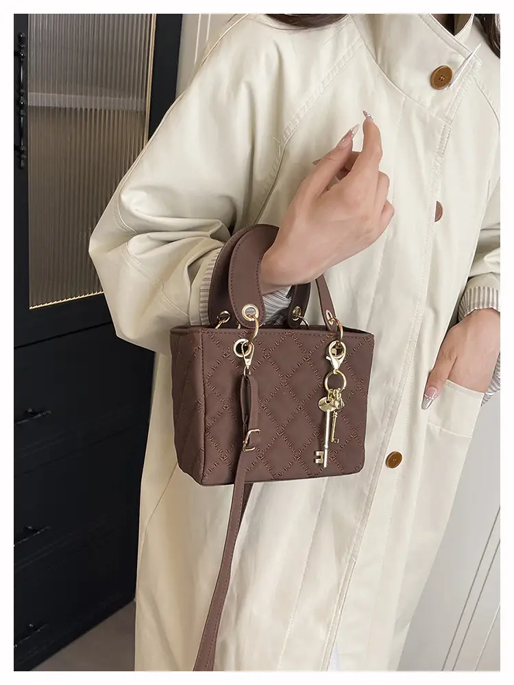 Black Quilted Shoulder Crossbody Bag for Women — feature 23