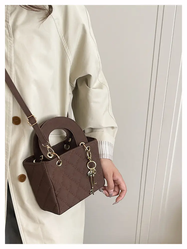 Black Quilted Shoulder Crossbody Bag for Women — feature 27