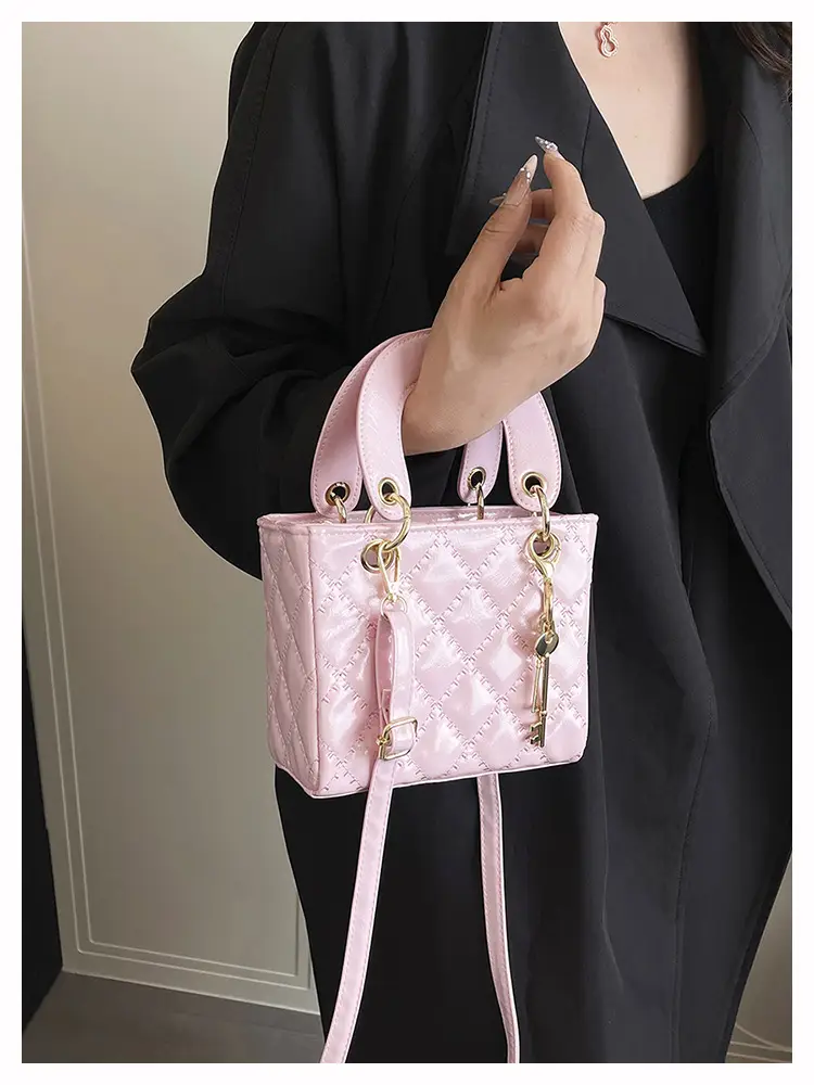 Black Quilted Shoulder Crossbody Bag for Women — feature 34