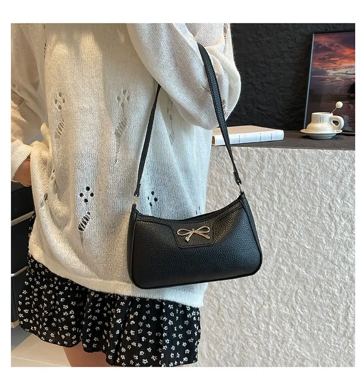Black Retro Style Shoulder Bag for Women 2025 — feature 11
