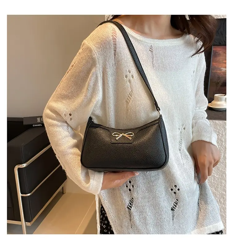 Black Retro Style Shoulder Bag for Women 2025 — feature 14