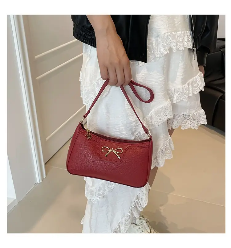 Black Retro Style Shoulder Bag for Women 2025 — feature 19