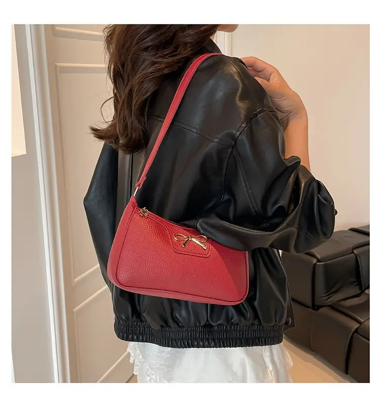 Black Retro Style Shoulder Bag for Women 2025 — feature 20