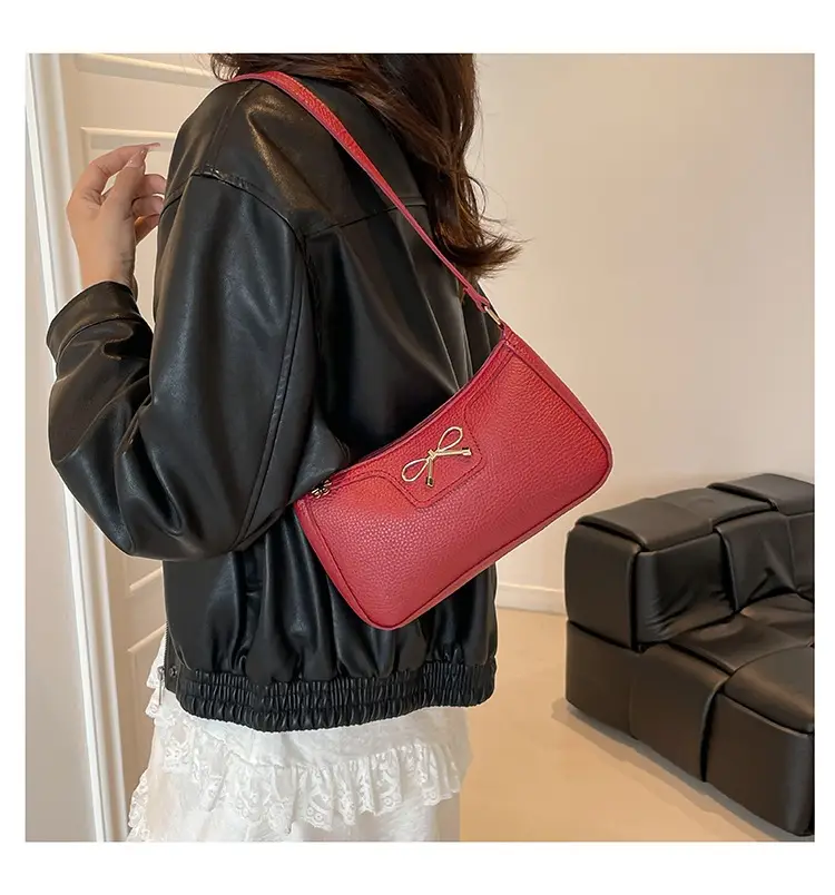 Black Retro Style Shoulder Bag for Women 2025 — feature 22