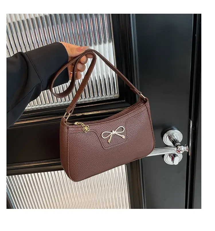 Black Retro Style Shoulder Bag for Women 2025 — feature 23