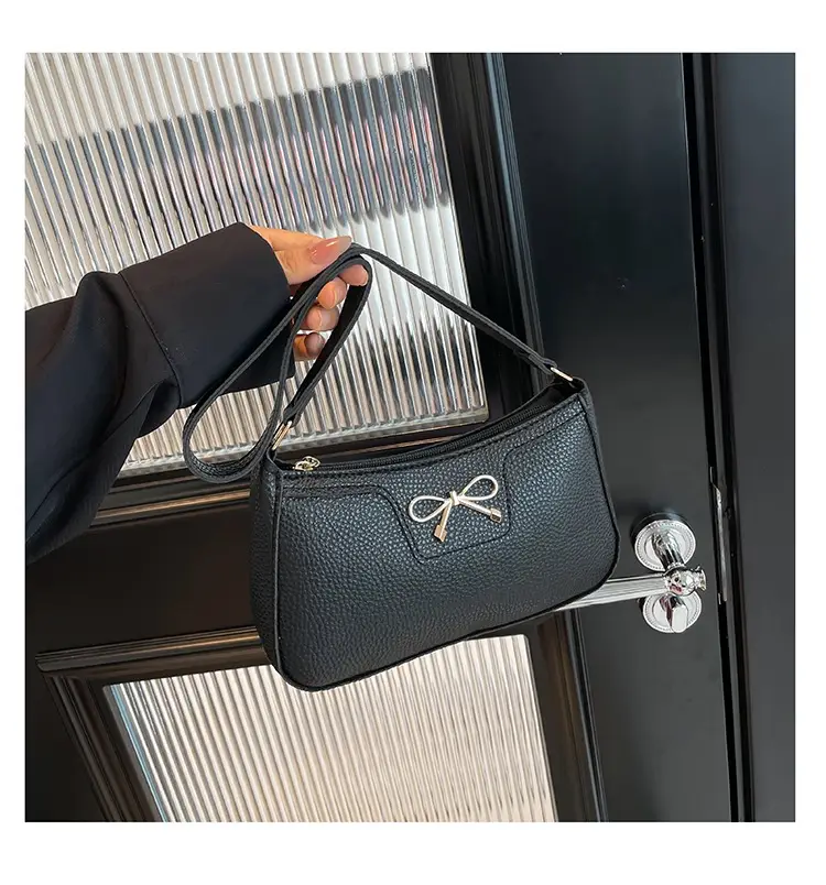 Black Retro Style Shoulder Bag for Women 2025 — feature 26