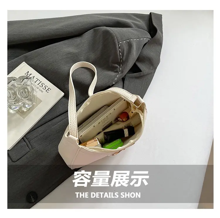 Black Retro Style Shoulder Bag for Women 2025 — feature 6