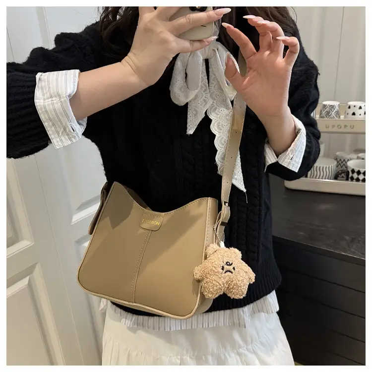 Minimalist Square Bag for Women Large Capacity Beige — feature 11