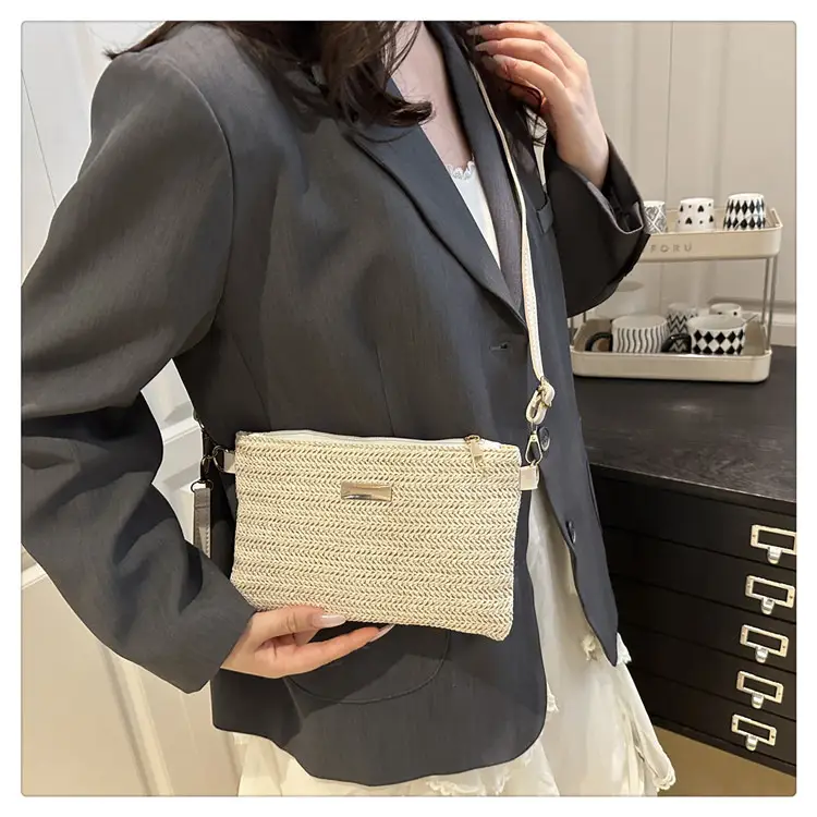 Cross-Border Straw Woven Women's Bag 2025 — feature 17