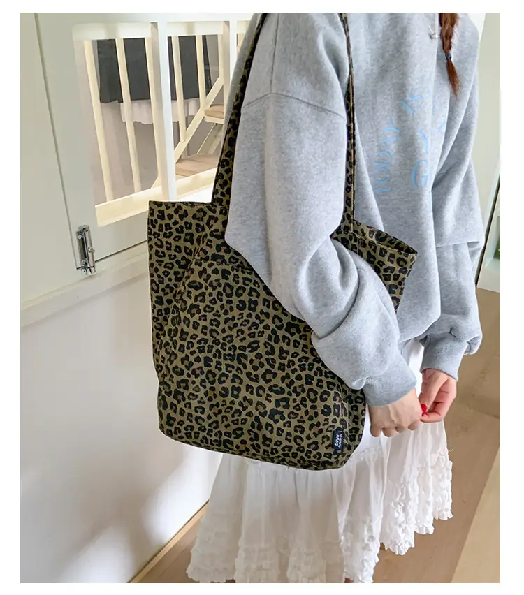 Leopard Print Women's Large Capacity Tote Bag — feature 17