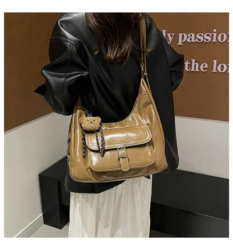 Retro Black Women's Shoulder Bag 2025 Autumn — feature 17