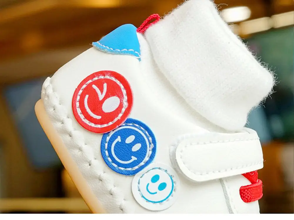 White Soft Sole Baby Shoes 0-1Yr Non-Slip — feature 1