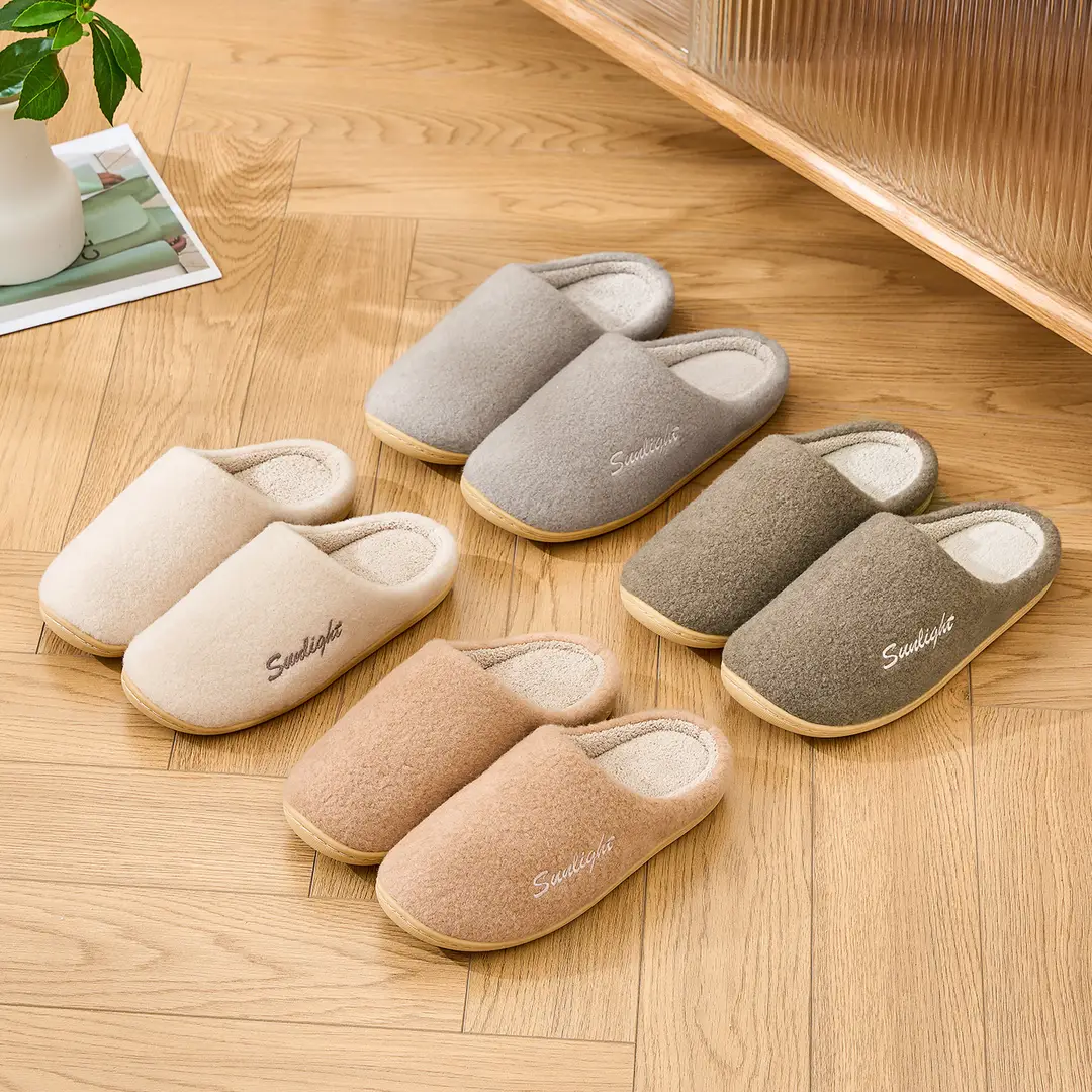 Thick-Soled Furry Slippers for Women, 2026 New Model, Super Popular, High-End Feel, Suitable for Home and Indoor Use, Silent, Detachable Cotton Slippers