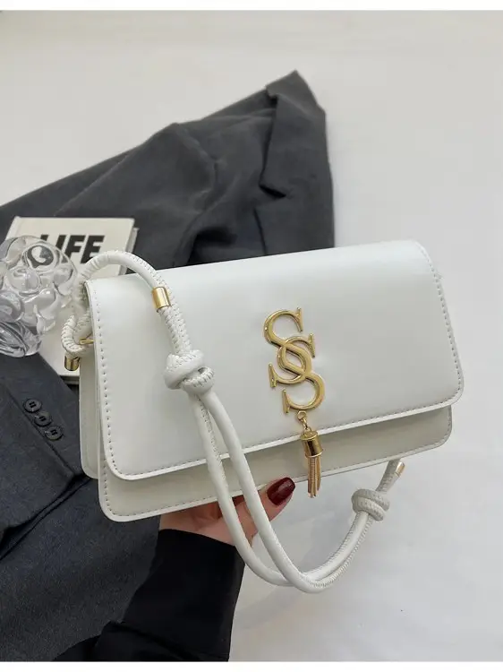 Pink Gold Logo Shoulder Bag for Women - Image 10