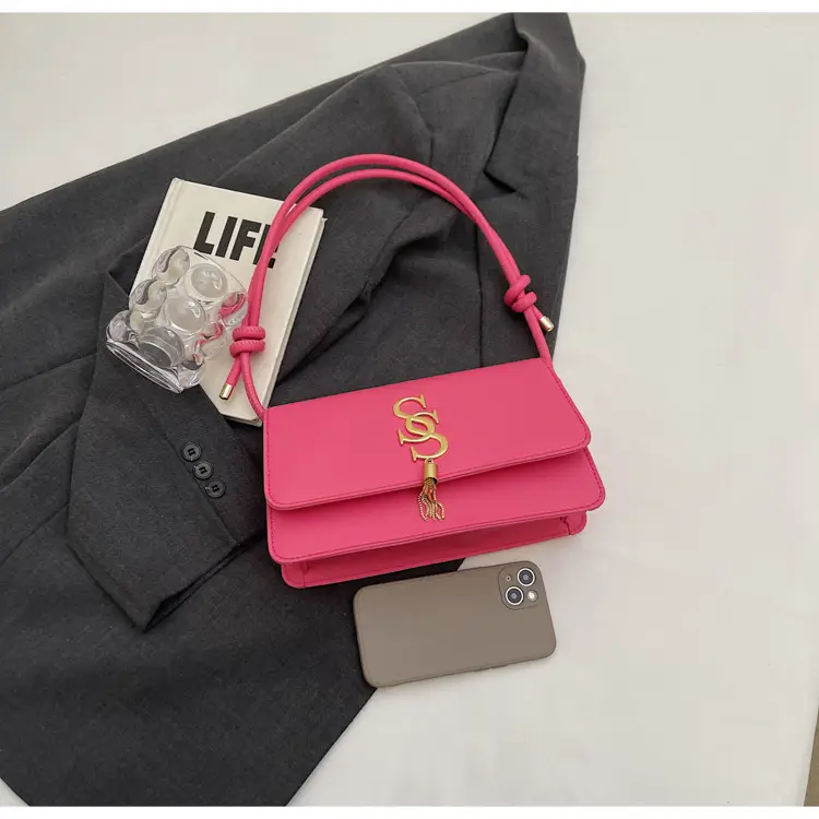 Pink Gold Logo Shoulder Bag for Women — feature 12