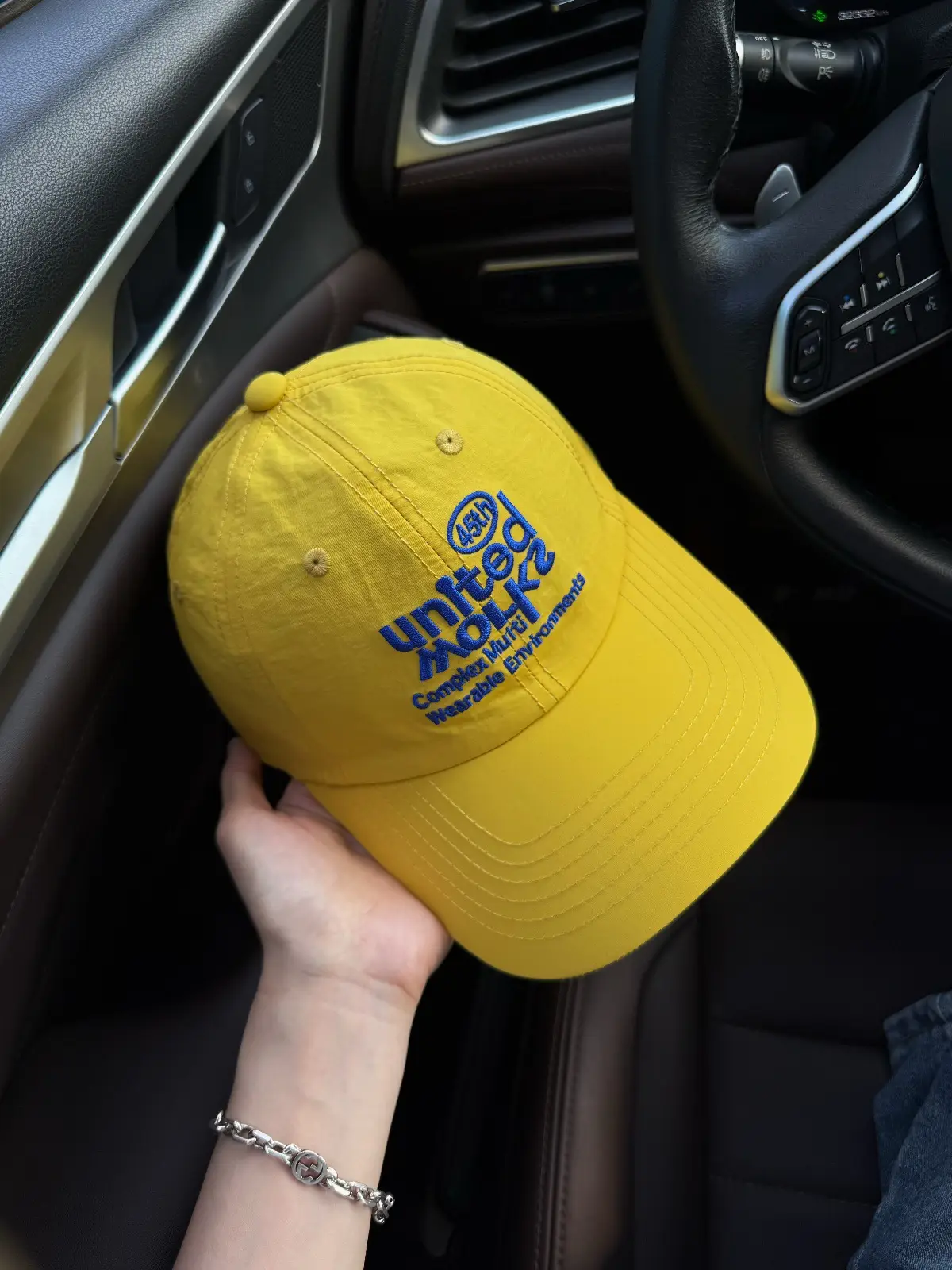 Women Baseball Cap with Yellow Logo, Durable Outdoor Sun Hat