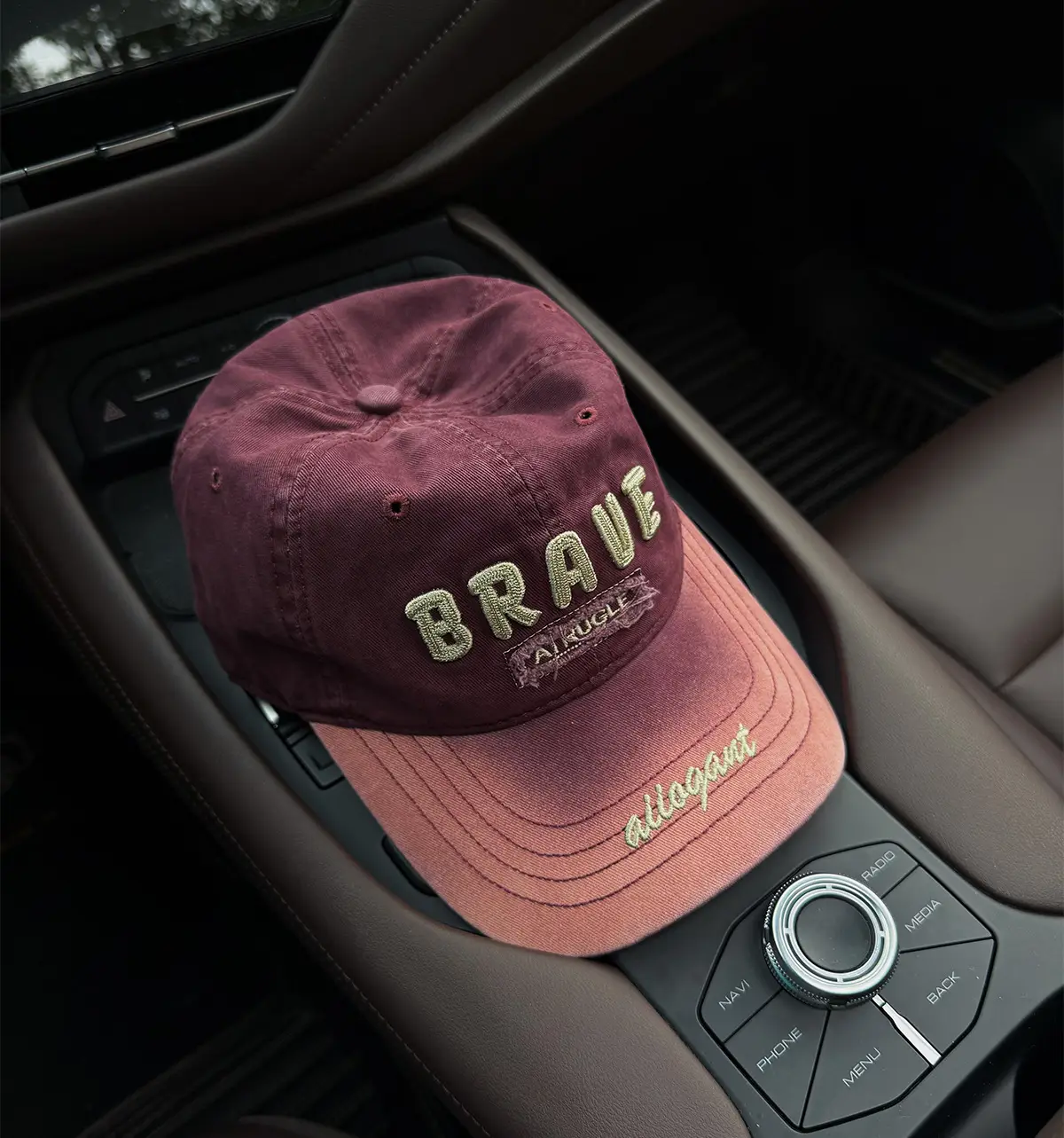 Vintage Two-Tone Baseball Cap for Women Sweet Cool Casual Face-Slimming Duckbill Cap New Hat for Men — feature 19