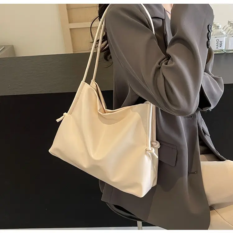 Black Leather Shoulder Bag for Women 2025 New — feature 14