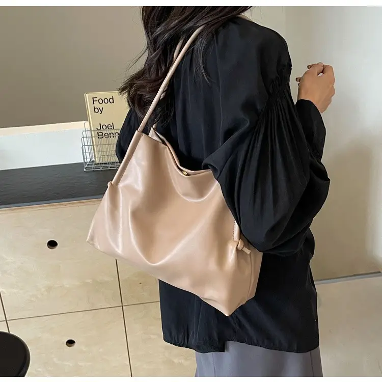 Black Leather Shoulder Bag for Women 2025 New — feature 19