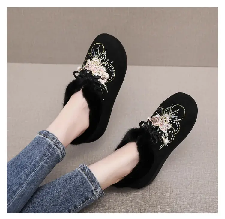 Old Beijing Cloth Shoes, Cotton Shoes, Embroidered Bags, Middle-Aged and Elderly Furry Shoes, Warm Ethnic Style, Comfortable Soft-Soled Mother's Cotton Shoes — feature 22