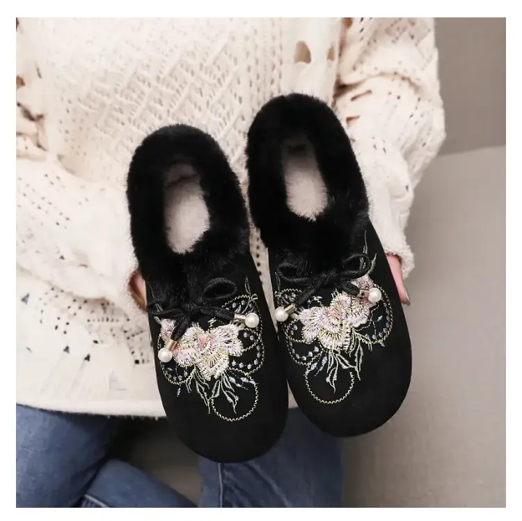 Old Beijing Cloth Shoes, Cotton Shoes, Embroidered Bags, Middle-Aged and Elderly Furry Shoes, Warm Ethnic Style, Comfortable Soft-Soled Mother's Cotton Shoes — feature 7