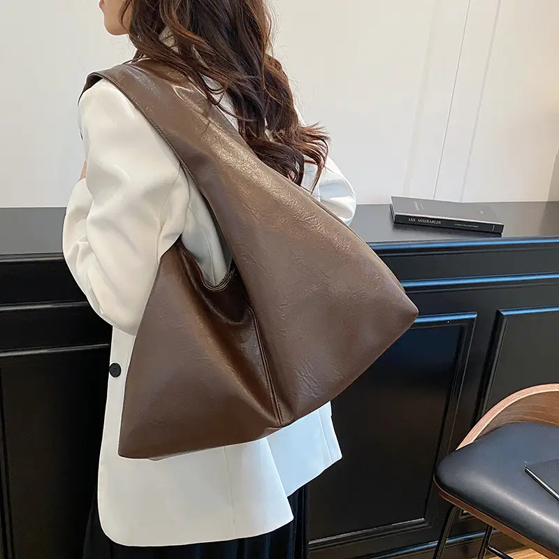 Brown Leather Shoulder Bag Large Capacity Women Autumn 2025 - Image 4