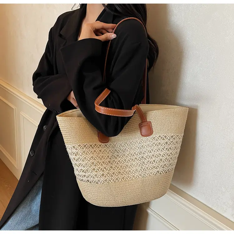 Large Capacity Straw Woven Women's Bag with Leather Handles — feature 14