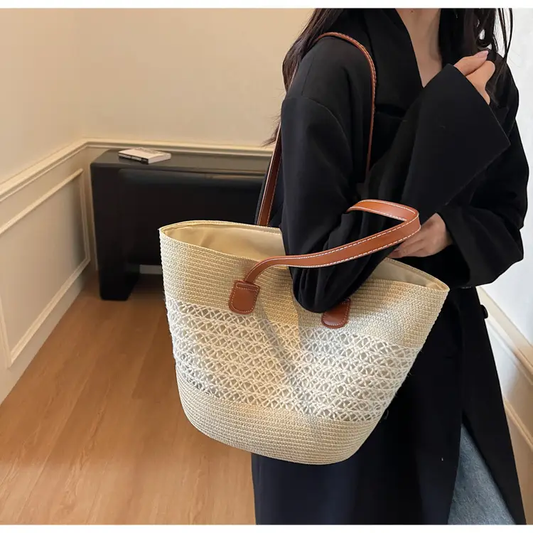 Large Capacity Straw Woven Women's Bag with Leather Handles — feature 16