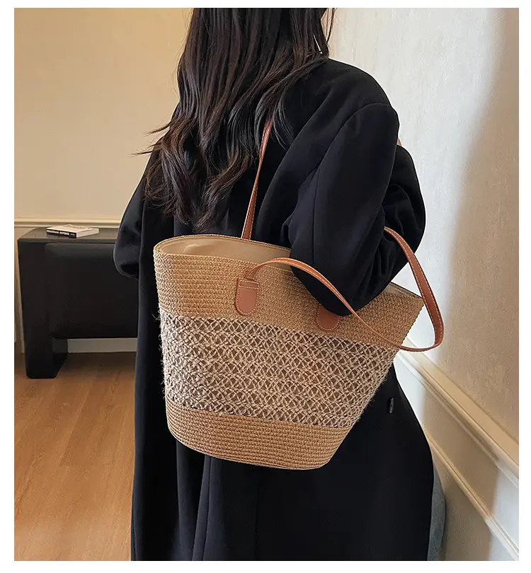 Large Capacity Straw Woven Women's Bag with Leather Handles — feature 3