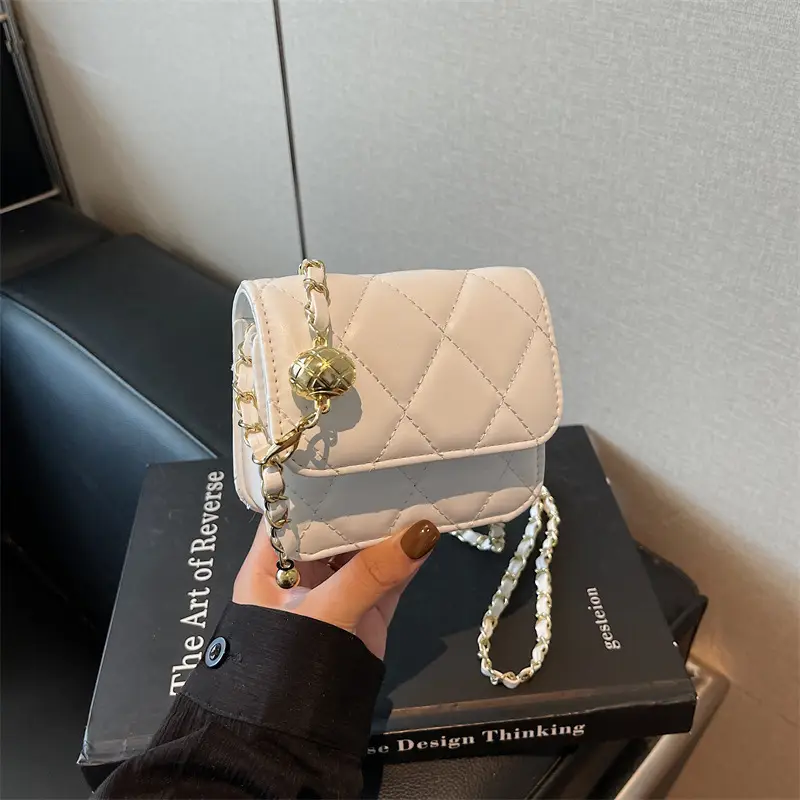 Women Quilted Gold Chain Crossbody Bag - Image 7