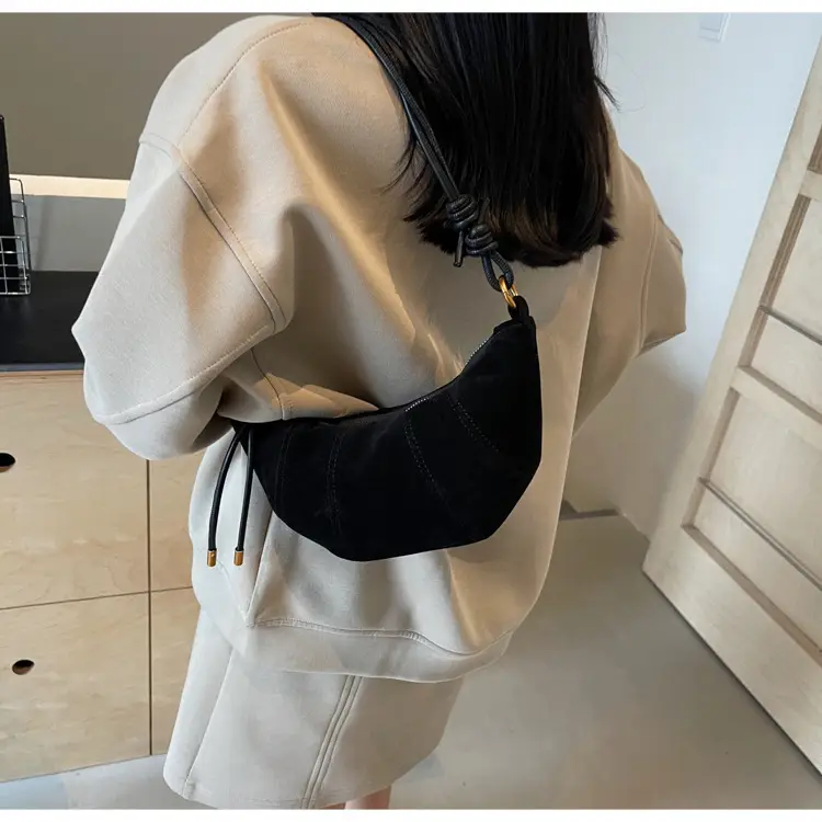 Leopard Print Crossbody Bag for Women Autumn 2026 — feature 40