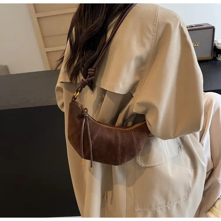 Leopard Print Crossbody Bag for Women Autumn 2026 — feature 49