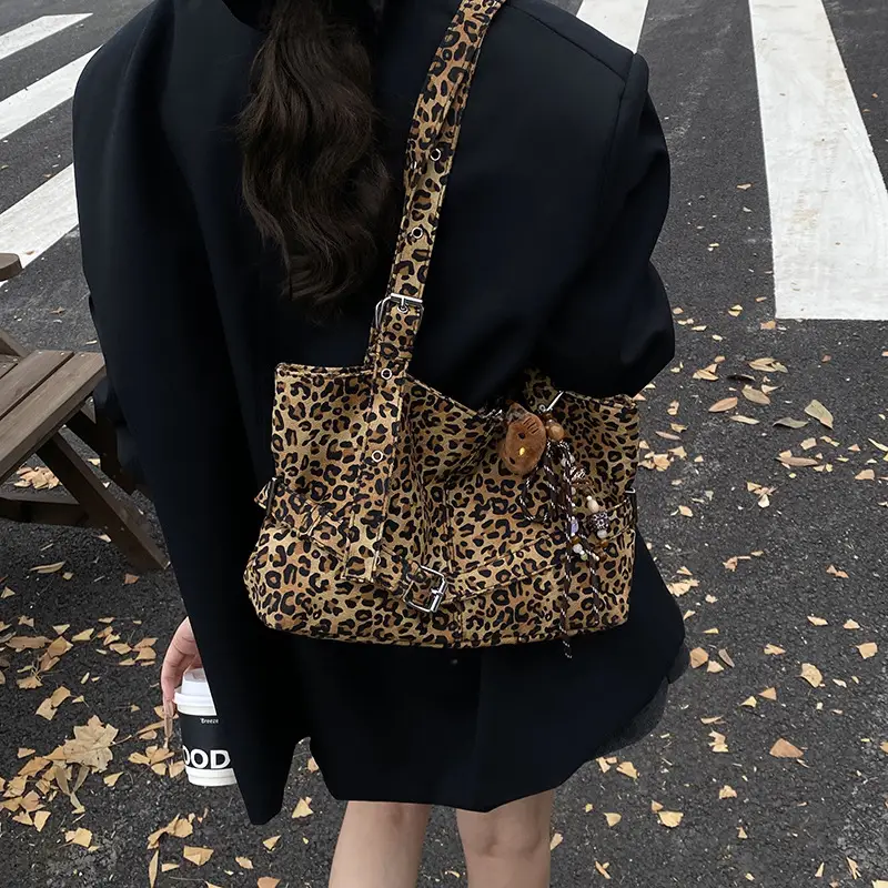 Leopard Print Large Tote Bag for Women - Image 4