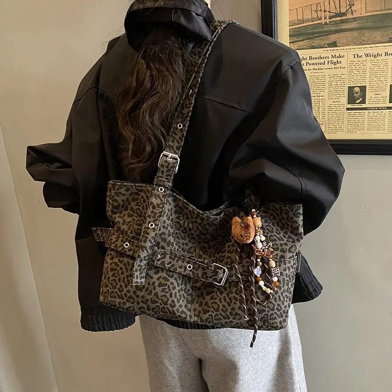 Leopard Print Large Tote Bag for Women - Image 5